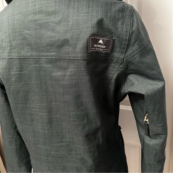 Burton Black Jacket small - Picture 3 of 12